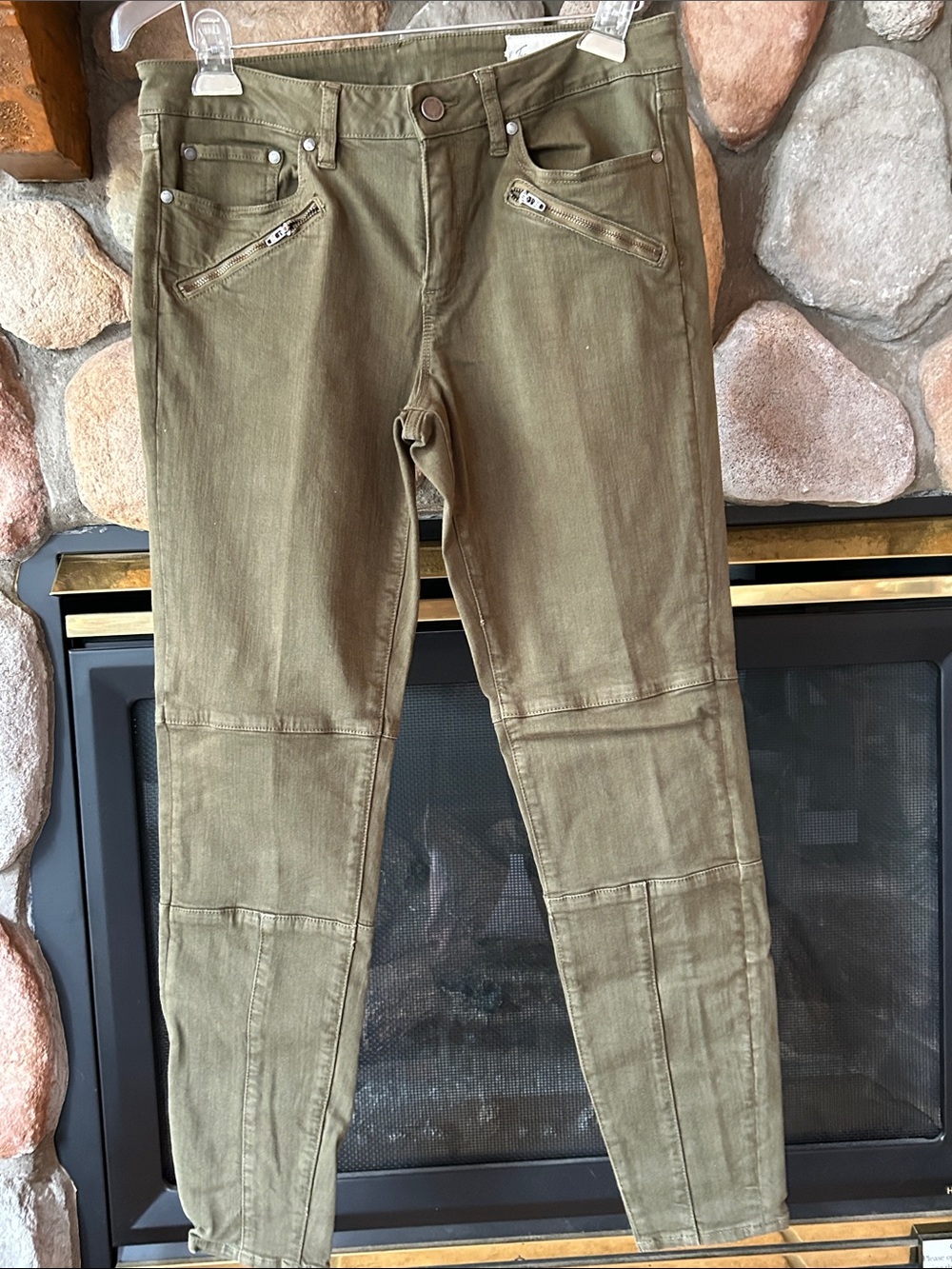 Two By Vince Camuto Green D-Luxe Twill Moto Jeans, Size 8/29